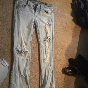 American eagle distressed jeans